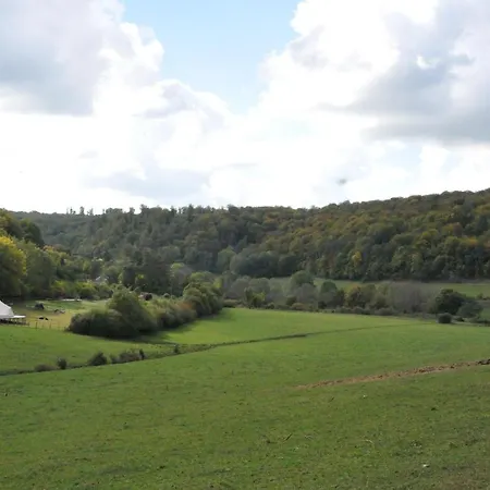 キャンプ場 Ecodomaine Chemins De Traverse