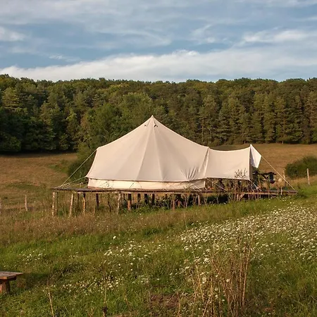 Ecodomaine Chemins De Traverse * オーブリーヴ