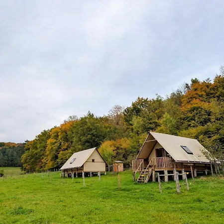 Campsite Ecodomaine Chemins De Traverse