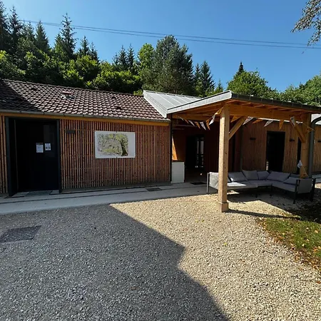 Ecodomaine Chemins De Traverse Campsite *