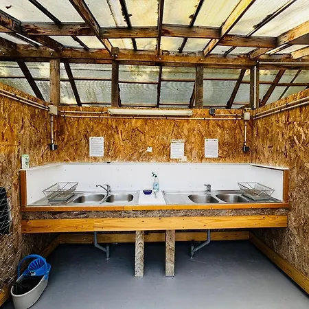Ecodomaine Chemins De Traverse Campsite *