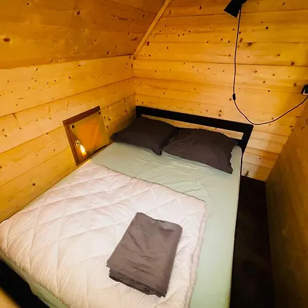 Ecodomaine Chemins De Traverse キャンプ場