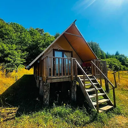 Ecodomaine Chemins De Traverse * オーブリーヴ