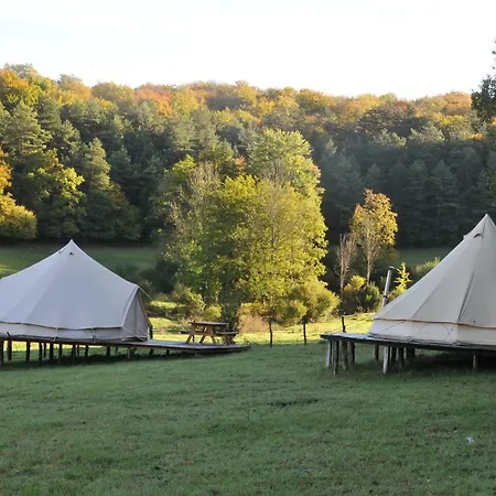 Ecodomaine Chemins De Traverse キャンプ場