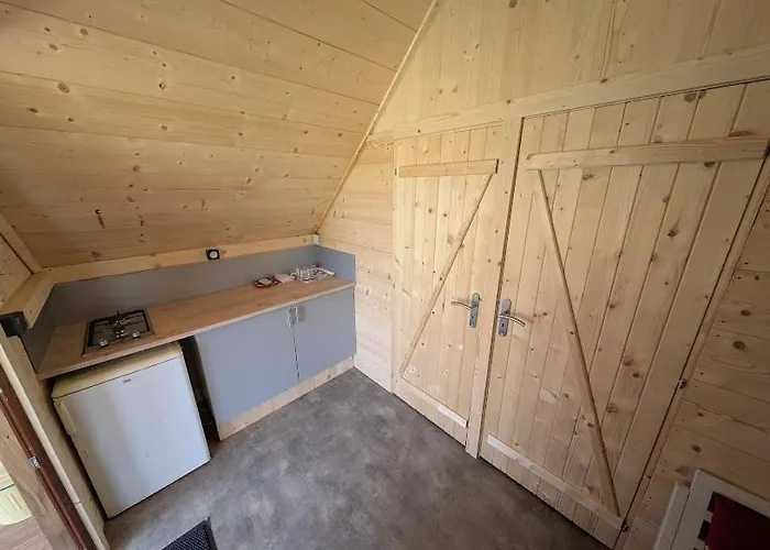 Campsite Air De - Chemin De Traverse